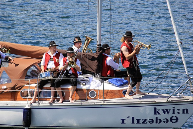 不仅仅依赖 不仅仅依赖